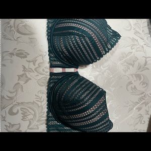 Semi new forest green bra